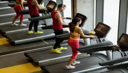 difference between manual and electric treadmill